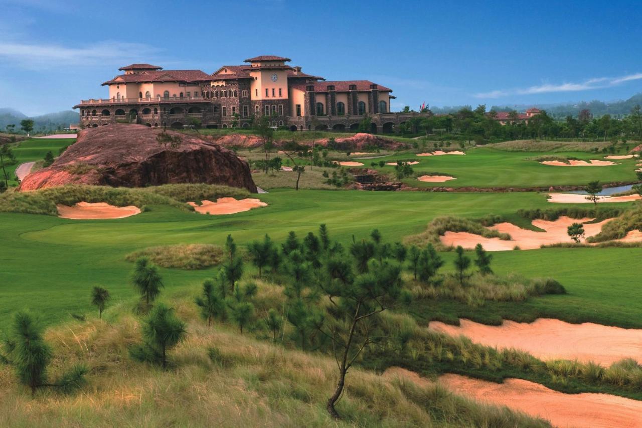 Sheraton Qingyuan Lion Lake Resort Экстерьер фото