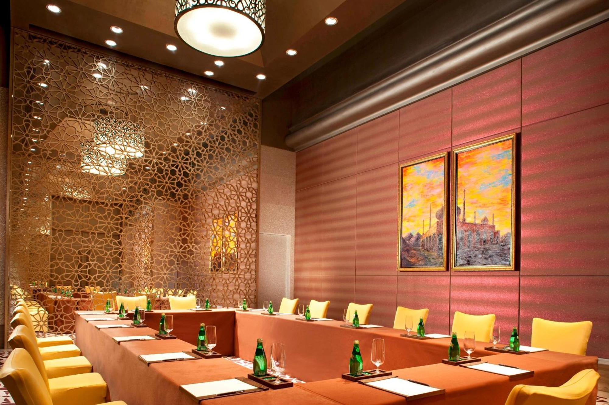 Sheraton Qingyuan Lion Lake Resort Экстерьер фото