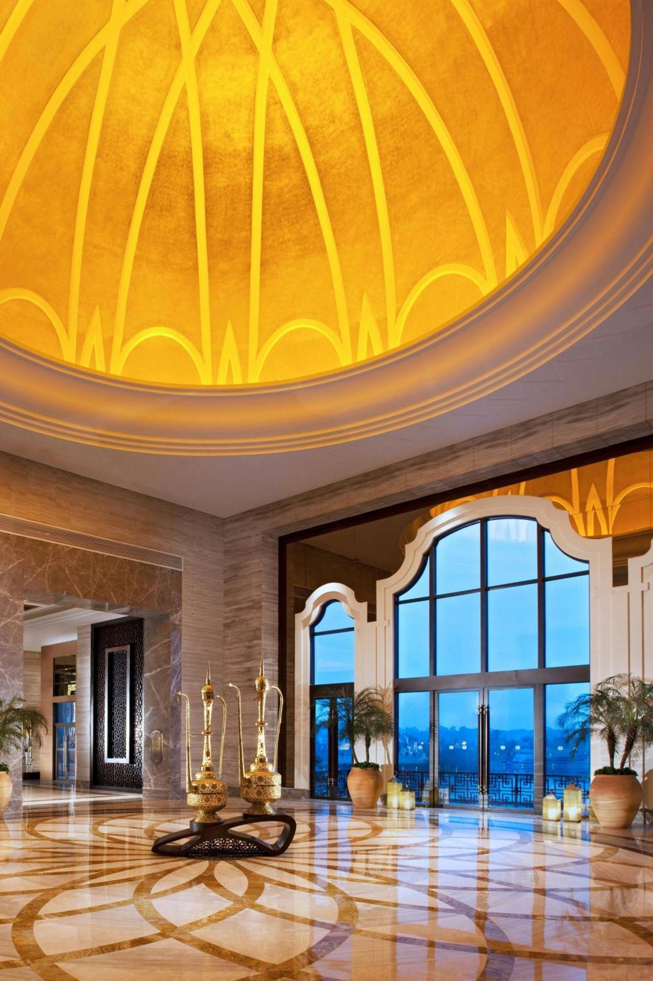 Sheraton Qingyuan Lion Lake Resort Экстерьер фото