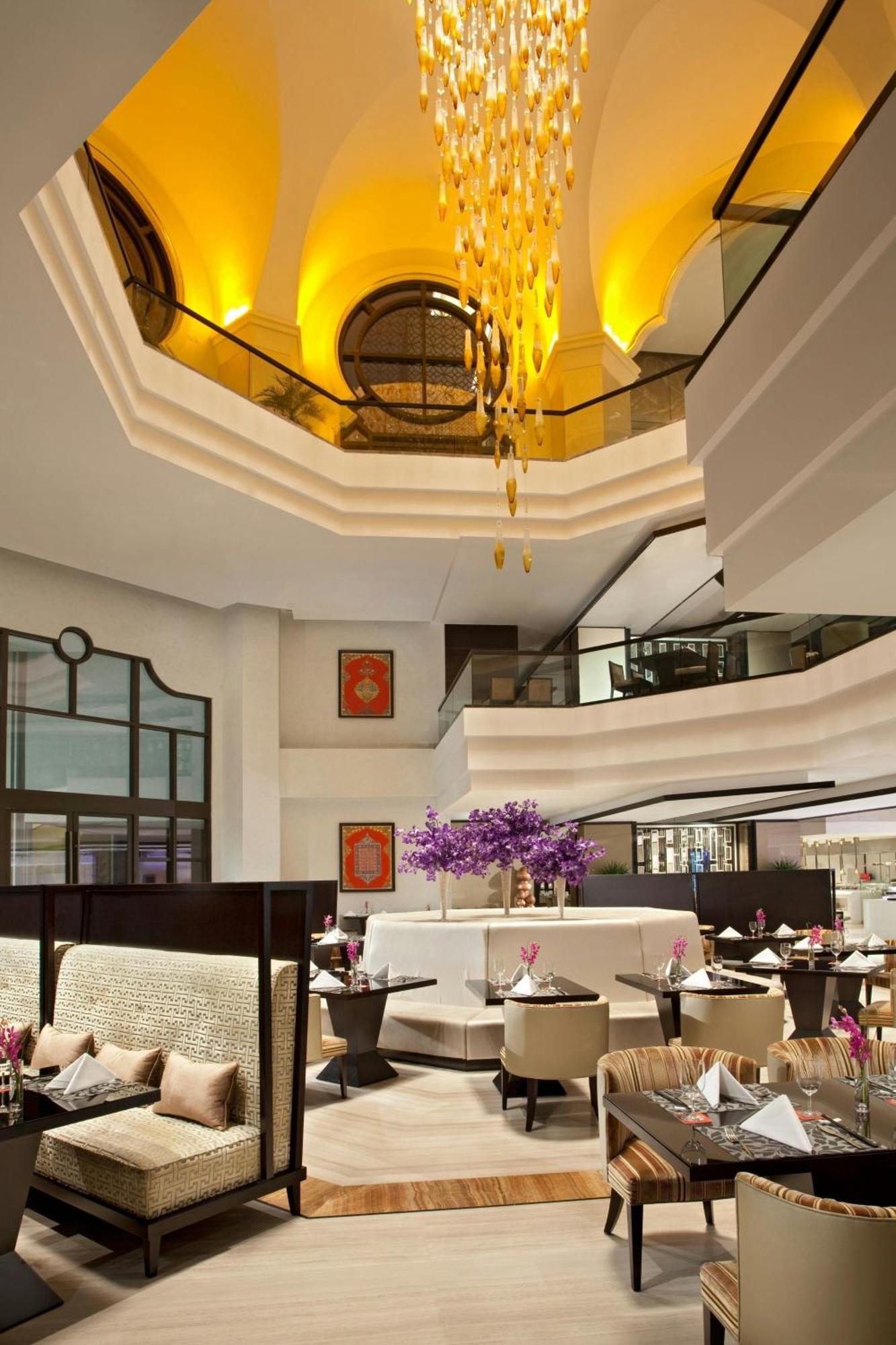 Sheraton Qingyuan Lion Lake Resort Экстерьер фото